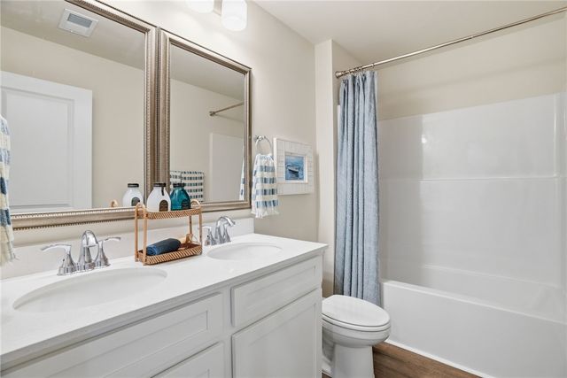 331 Lilac Loop, Greenwood, SC 29646