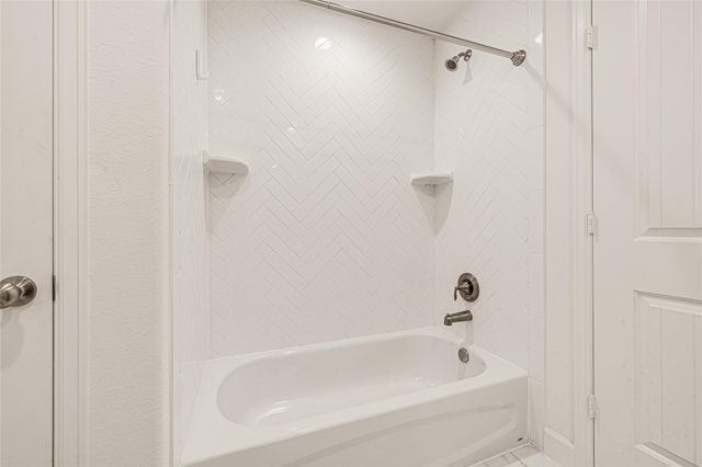 1119 Lawrence Street, Houston, TX 77008