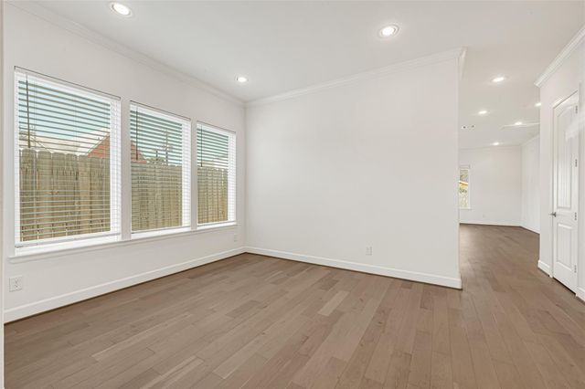 1119 Lawrence Street, Houston, TX 77008