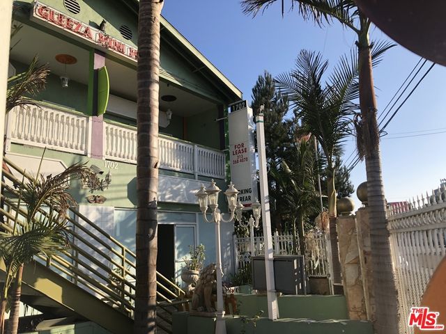 1702 S Hoover Street, Los Angeles, CA 90006