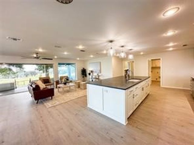 3952 Tin Top Road, Weatherford, TX 76087