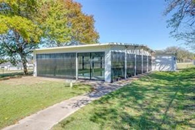 3952 Tin Top Road, Weatherford, TX 76087