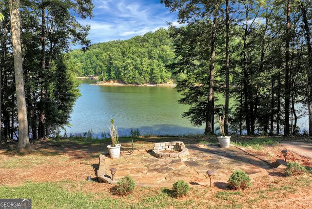 7913 S Barkers Bend Drive, Murrayville, GA 30564
