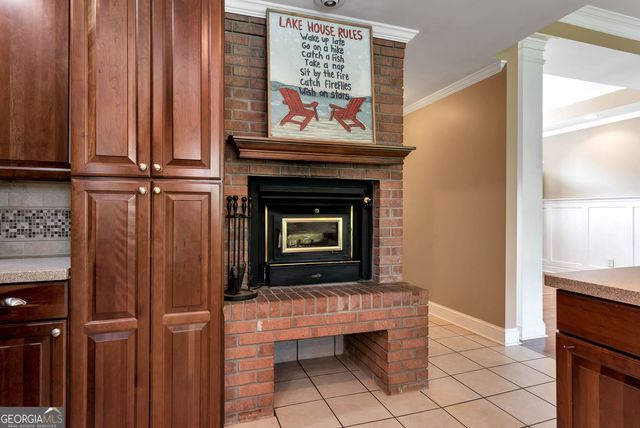 7913 S Barkers Bend Drive, Murrayville, GA 30564