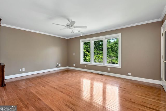 7913 S Barkers Bend Drive, Murrayville, GA 30564