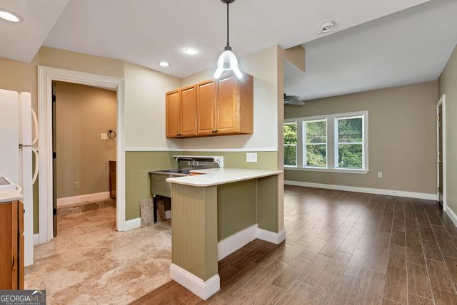 7913 S Barkers Bend Drive, Murrayville, GA 30564
