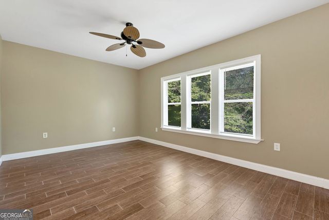 7913 S Barkers Bend Drive, Murrayville, GA 30564