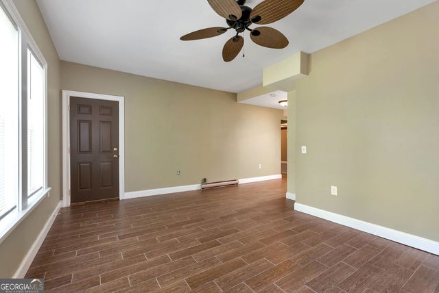 7913 S Barkers Bend Drive, Murrayville, GA 30564