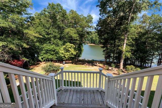 7913 S Barkers Bend Drive, Murrayville, GA 30564