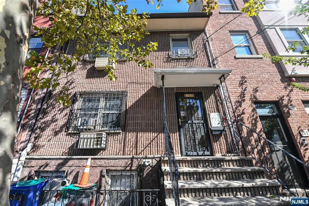 155 Lafayette Street, Newark, NJ 07105