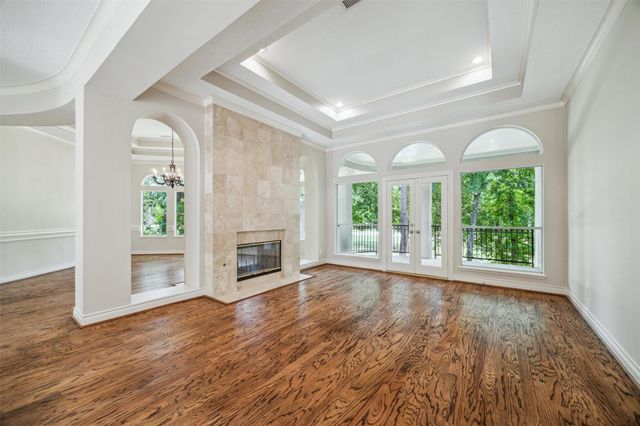 11 Twin Greens Court, Houston, TX 77339