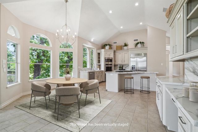 11 Twin Greens Court, Houston, TX 77339