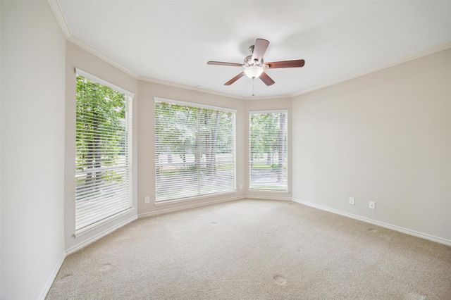 11 Twin Greens Court, Houston, TX 77339