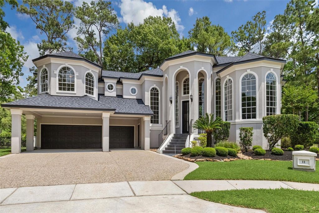11 Twin Greens Court, Houston, TX 77339