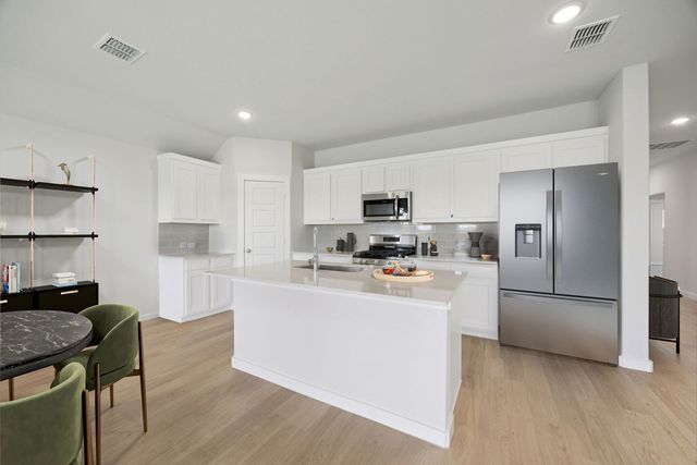 1525 Sugarberry Lane, Alvarado, TX 76009