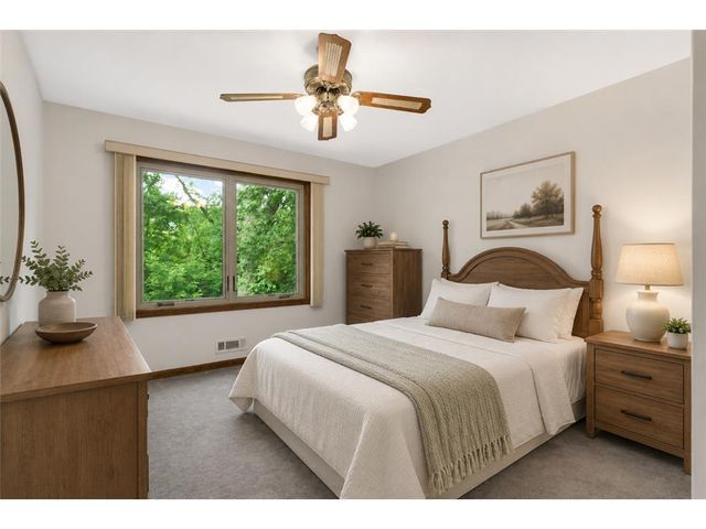 10250 Berkshire Road, Bloomington, MN 55437