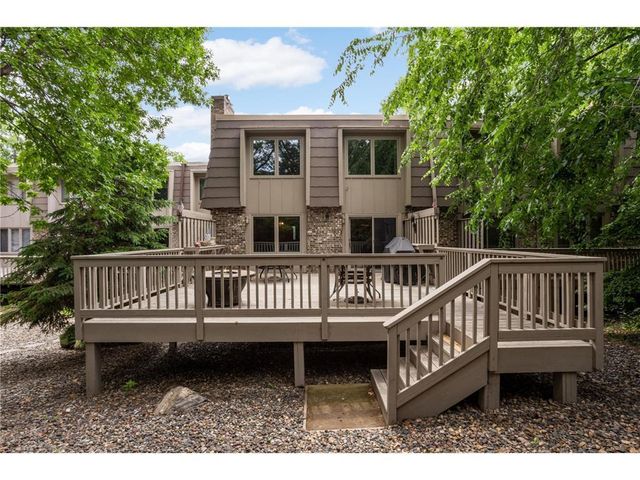 10250 Berkshire Road, Bloomington, MN 55437