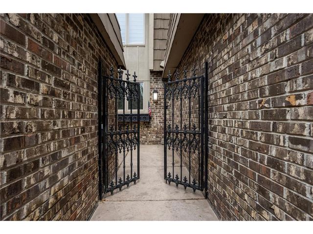 10250 Berkshire Road, Bloomington, MN 55437