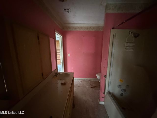 2920 Miller Avenue, Natchez, MS 39120