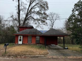 2920 Miller Avenue, Natchez, MS 39120