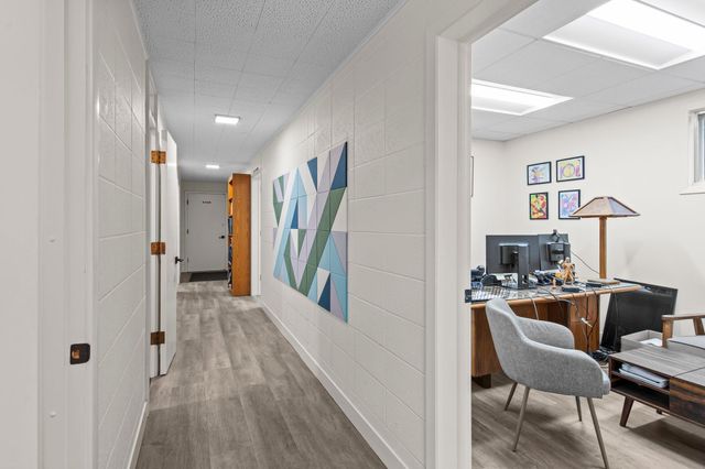 711 Smith Avenue S, Saint Paul, MN 55107