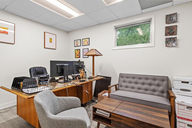 711 Smith Avenue S, Saint Paul, MN 55107