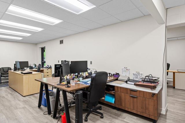 711 Smith Avenue S, Saint Paul, MN 55107