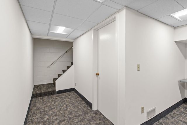 711 Smith Avenue S, Saint Paul, MN 55107