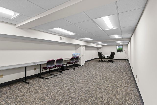 711 Smith Avenue S, Saint Paul, MN 55107