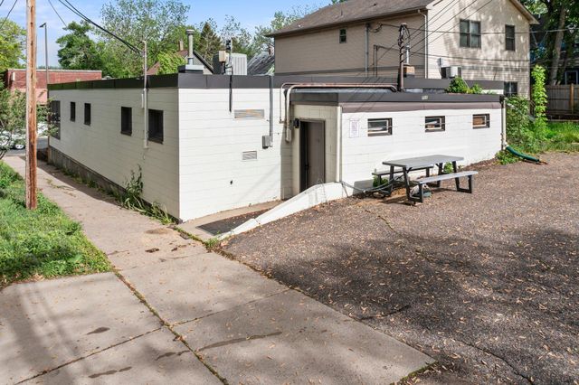 711 Smith Avenue S, Saint Paul, MN 55107