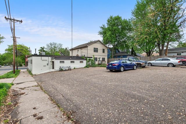 711 Smith Avenue S, Saint Paul, MN 55107