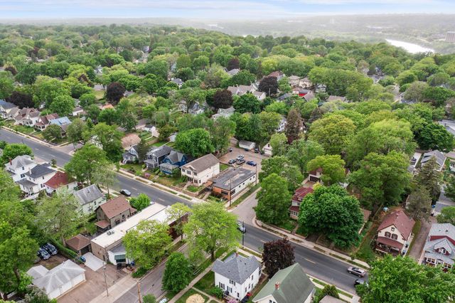 711 Smith Avenue S, Saint Paul, MN 55107