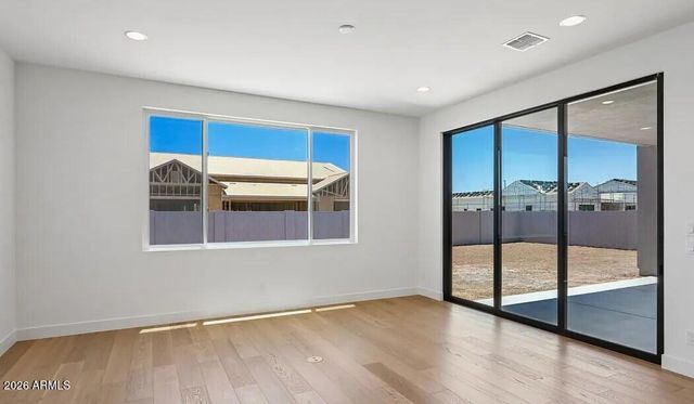 2371 E AQUARIUS Place, Chandler, AZ 85249