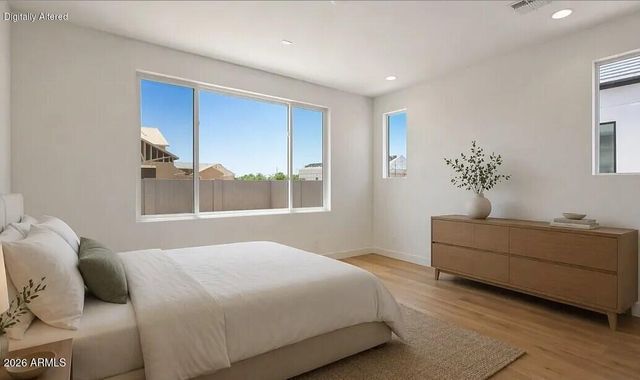 2371 E AQUARIUS Place, Chandler, AZ 85249