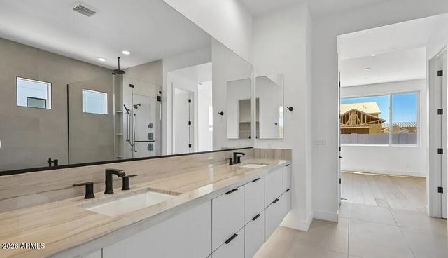 2371 E AQUARIUS Place, Chandler, AZ 85249