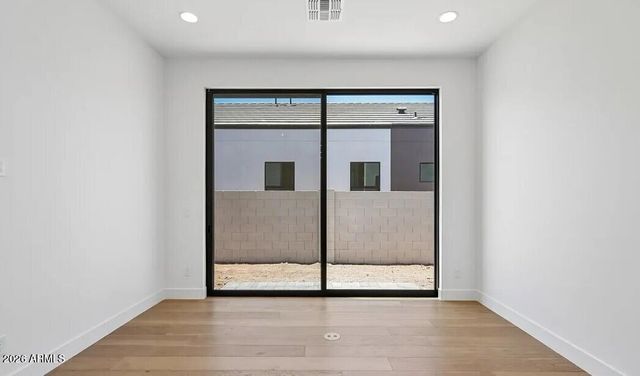 2371 E AQUARIUS Place, Chandler, AZ 85249