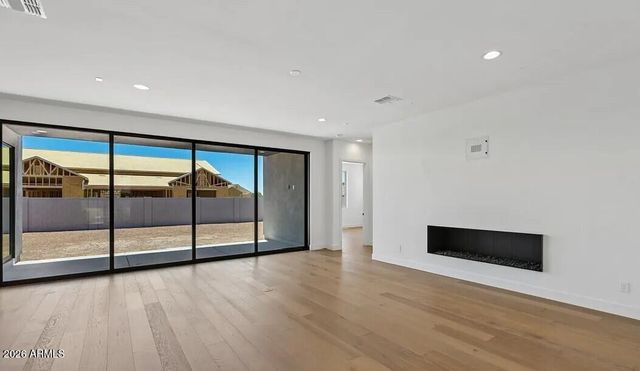 2371 E AQUARIUS Place, Chandler, AZ 85249