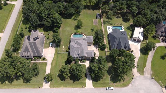 15211 Mccall Park, Magnolia, TX 77355