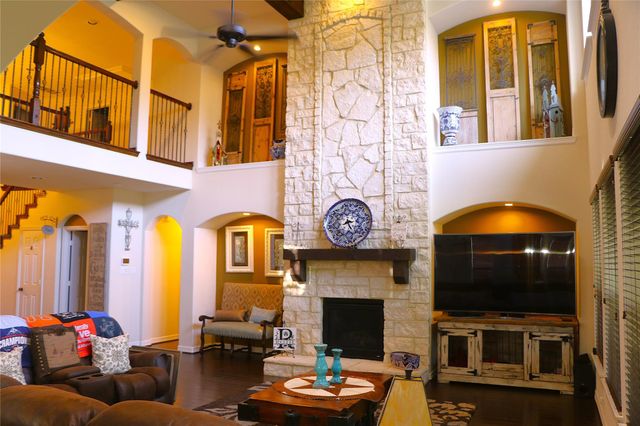 15211 Mccall Park, Magnolia, TX 77355