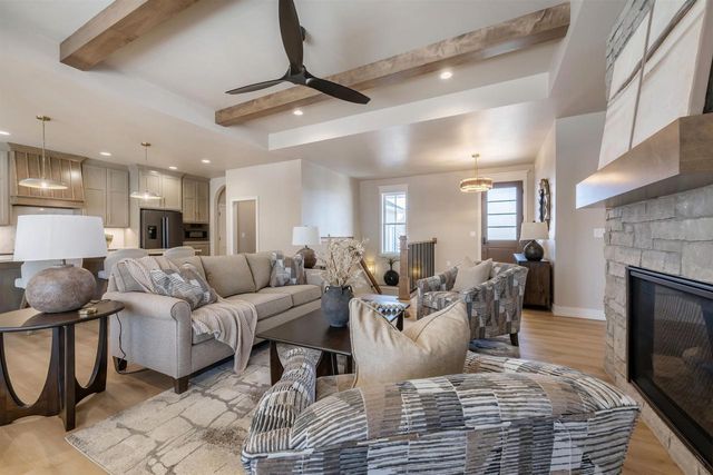 387 BAYWOOD TRAIL, Green Bay, WI 54311