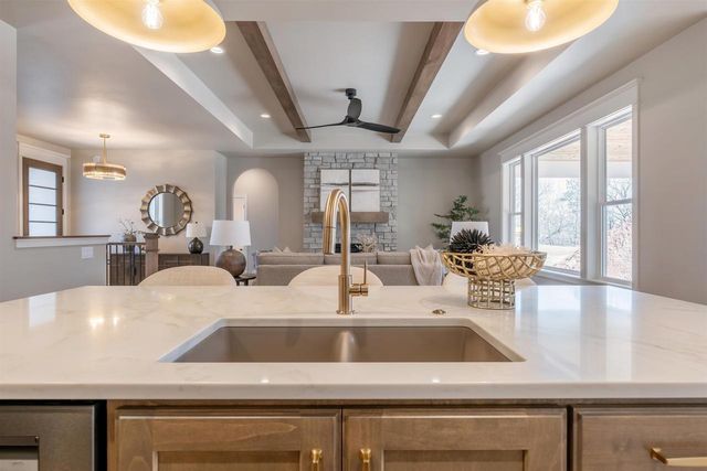 387 BAYWOOD TRAIL, Green Bay, WI 54311