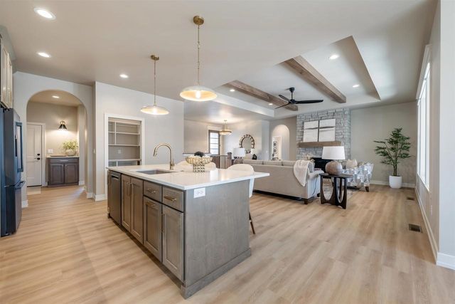 387 BAYWOOD TRAIL, Green Bay, WI 54311