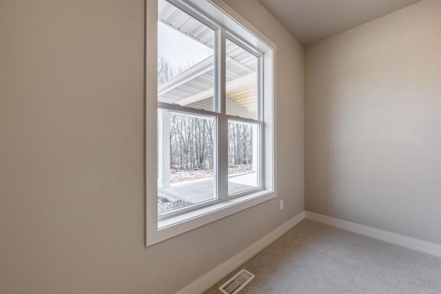 387 BAYWOOD TRAIL, Green Bay, WI 54311