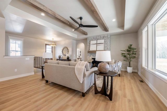 387 BAYWOOD TRAIL, Green Bay, WI 54311