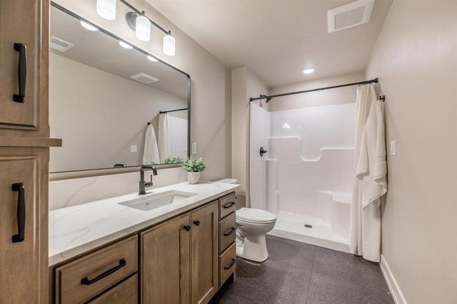 387 BAYWOOD TRAIL, Green Bay, WI 54311