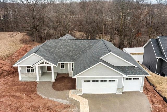 387 BAYWOOD TRAIL, Green Bay, WI 54311