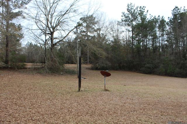 2831 Charlie Overton Rd, Greensburg, LA 70441
