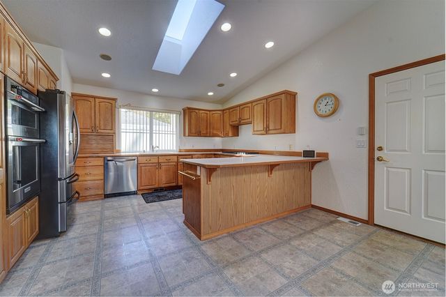 3029 Pickering Avenue NE, Bremerton, WA 98310