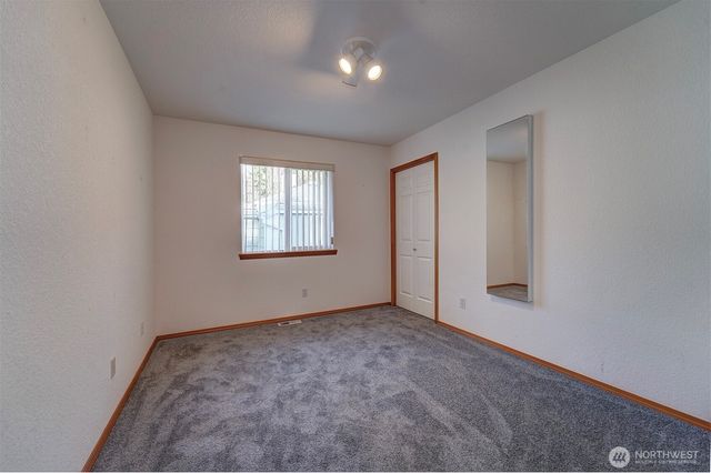 3029 Pickering Avenue NE, Bremerton, WA 98310