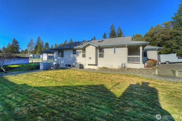 3029 Pickering Avenue NE, Bremerton, WA 98310